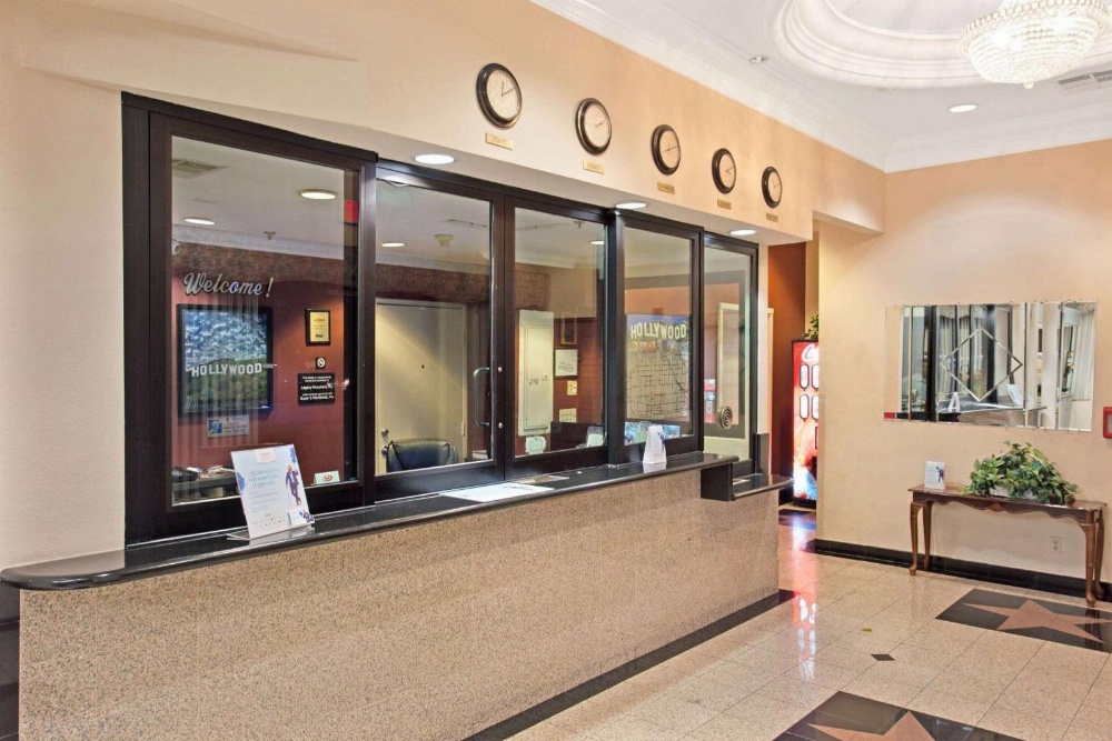 Super 8 by Wyndham Hollywood/LA Area Main image